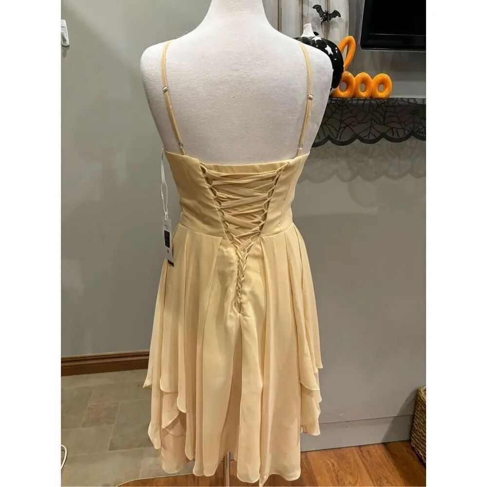 Ao Yan NWT 8 medium juniors butter lace back closure formal cocktail bridesmaid - Picture 4 of 8